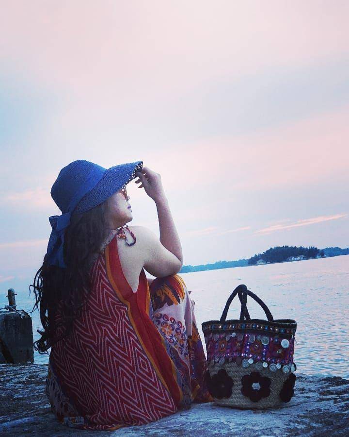 Mayangsari (instagram.com/mayangsari_official)