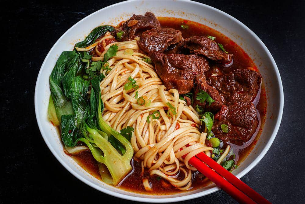 Spicy beef noodle (seonkyounglongest.com)