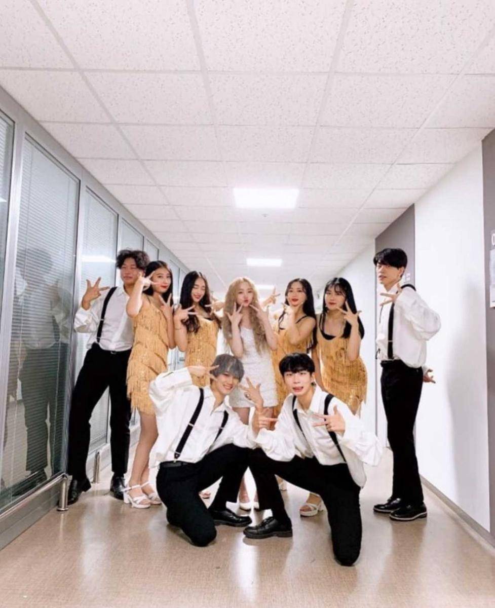 Kei Lovelyz (instagram.com/official_lvlz8_