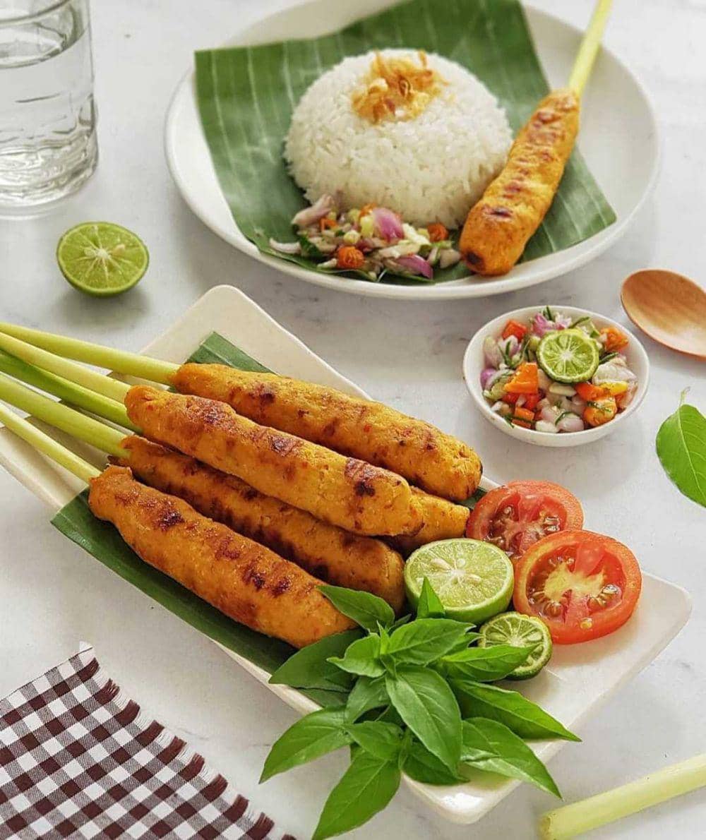 sate lilit (instagram.com/yulia_tokarmo)