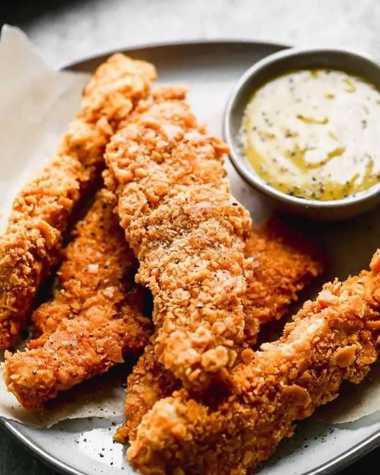 chicken fingers (instagram.com/cookingforkeeps)