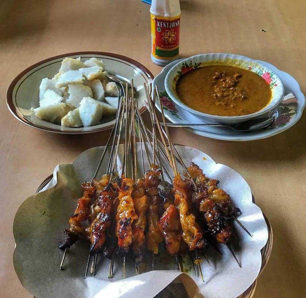 sate ambal (instagram.com/infokulinerkebumen)