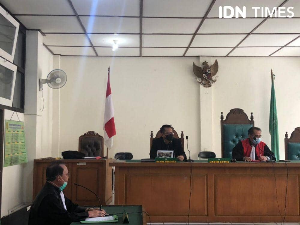 Sidang praperadilan Mukti Sulaiman dibatalkan (IDN Times/Rangga Erfizal)