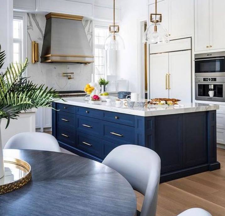 dapur tema nautical (instagram.com/coastaldecor)