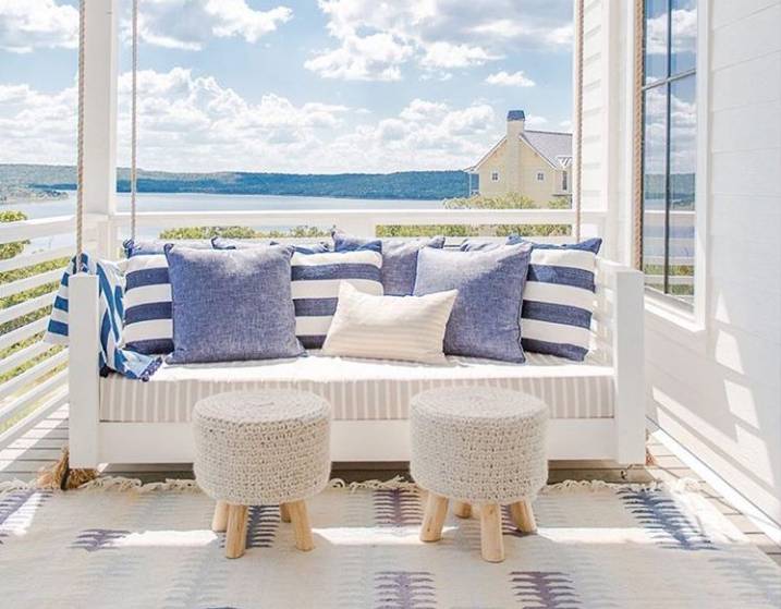 desain interior tema nautical (instagram.com/coastaldecor)