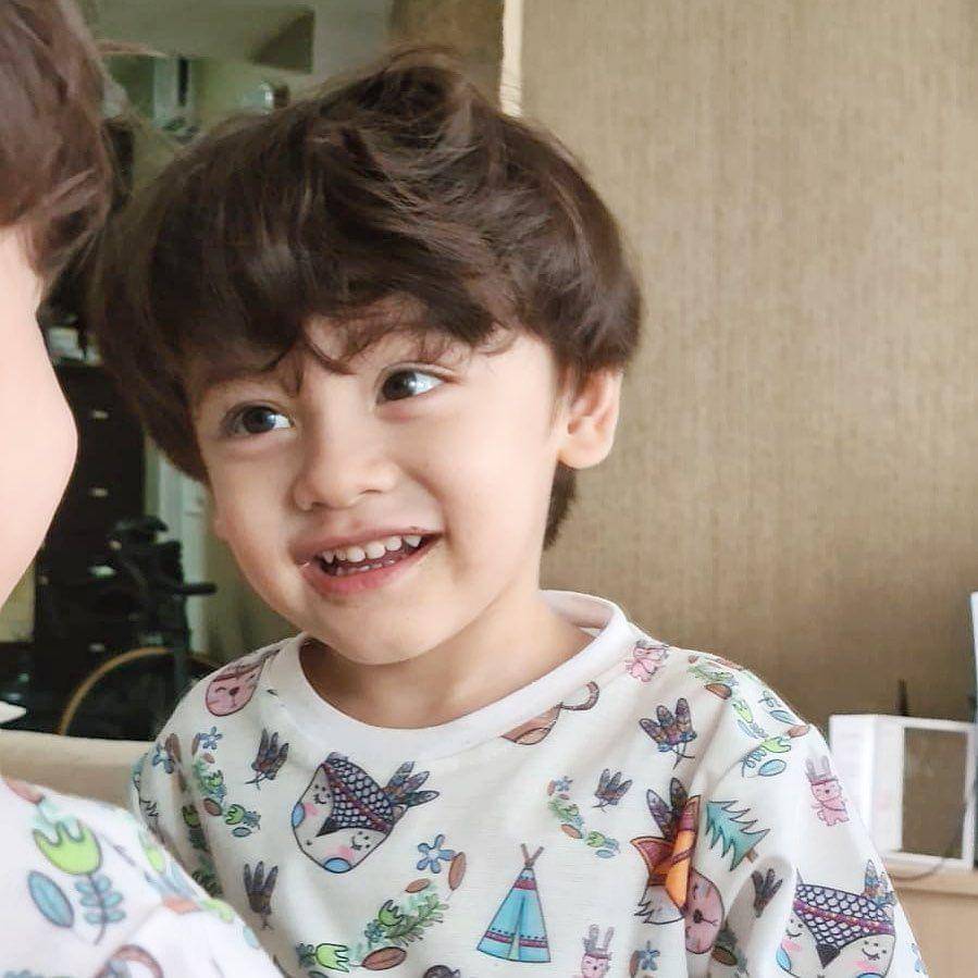 Lucky Keriym Putra Revolusi (instagram.com/zeezeeshahab)