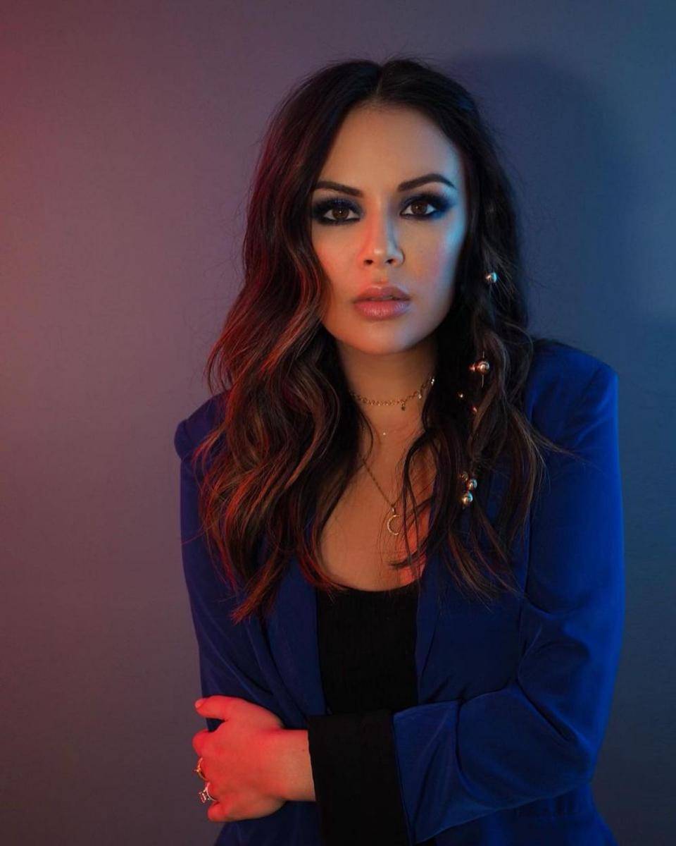 Janel Parrish (instagram.com/janelparrish)