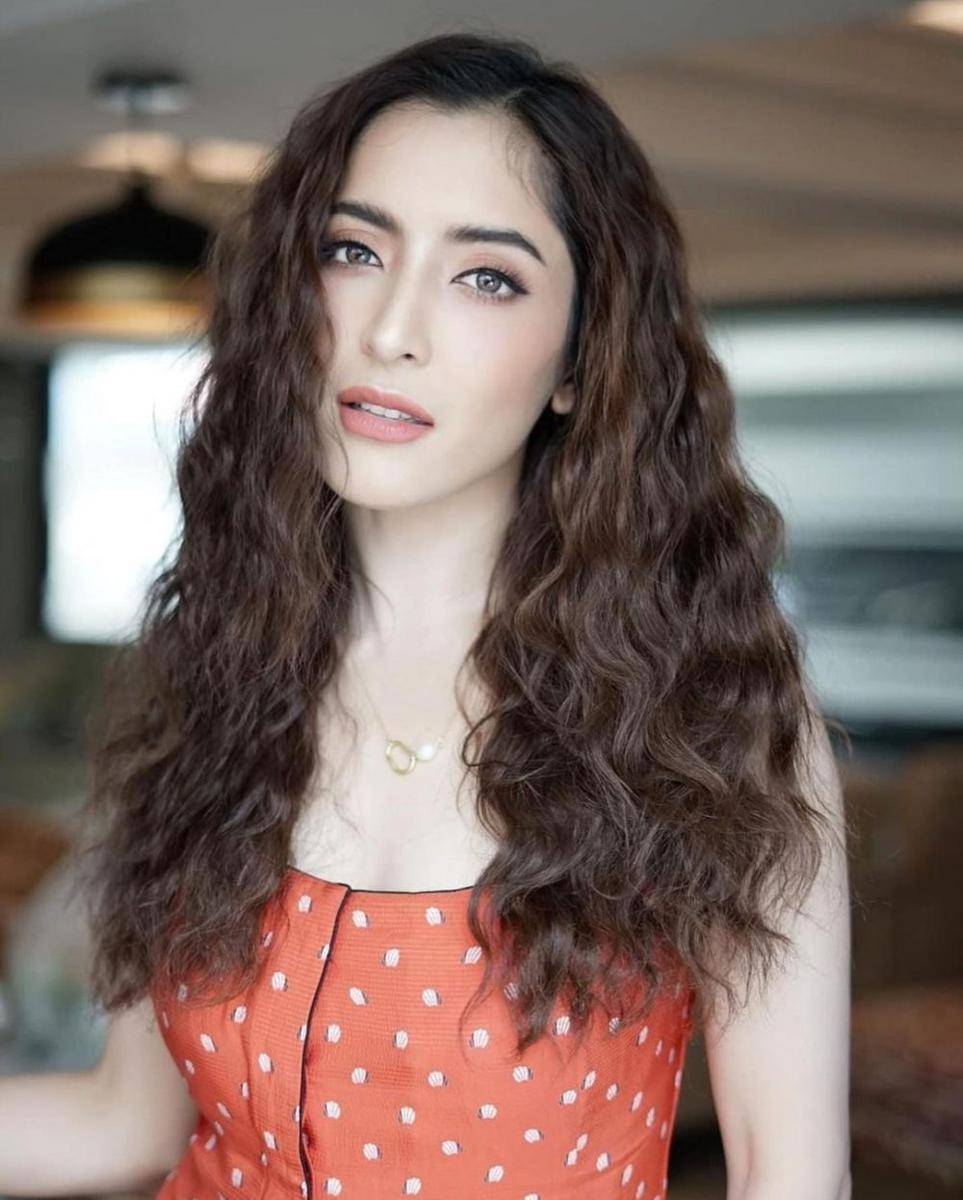 Pinky Savika (Instagram.com/pinkysavika)