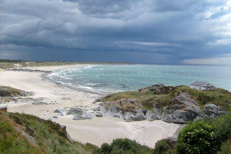 Pantai Hellesto (mapio.net)