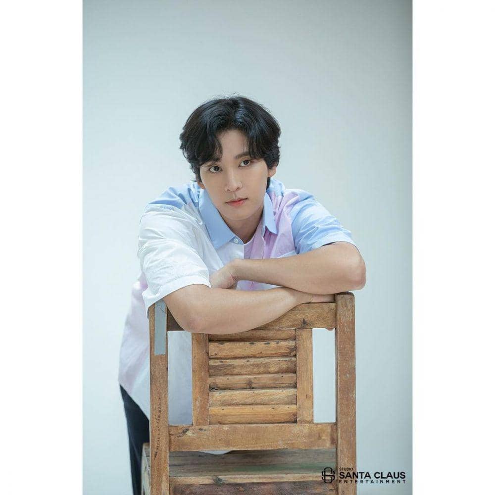 Choi Tae Joon (instagram.com/studiosantaent)