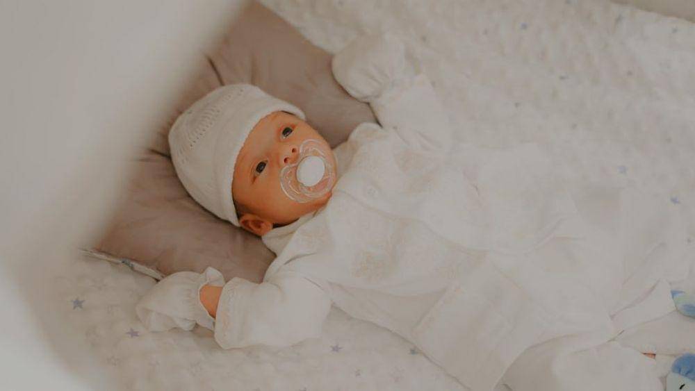 akikah Arshaka (instagram.com/rey_mbayang)