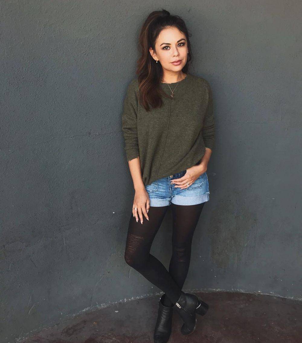 Janel Parrish (instagram.com/janelparrish)