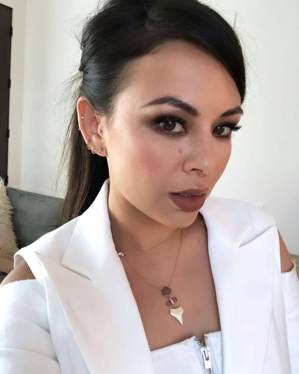 Janel Parrish (instagram.com/janelparrish)
