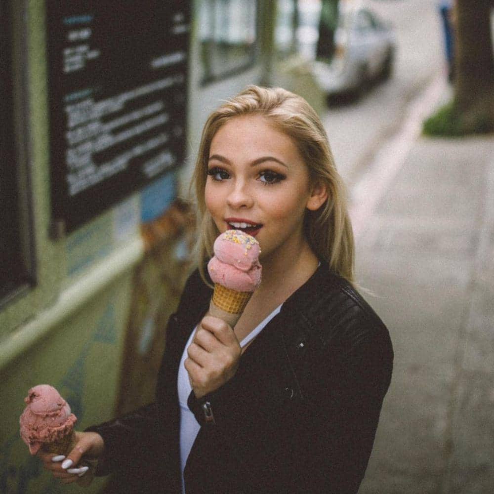 Jordyn Jones (instagram.com/jordynjones)