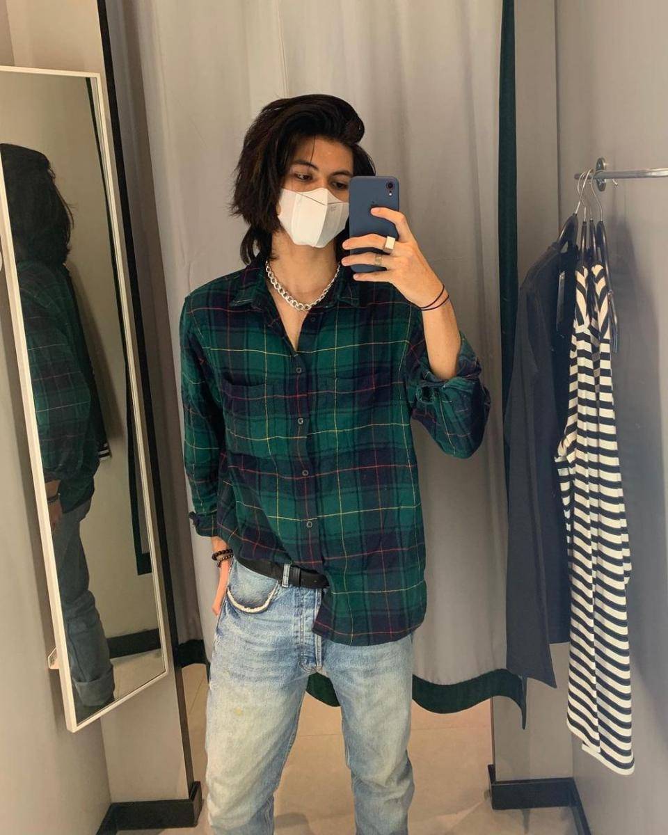 Agoye Mahendra (instagram.com/agoyemahendra)