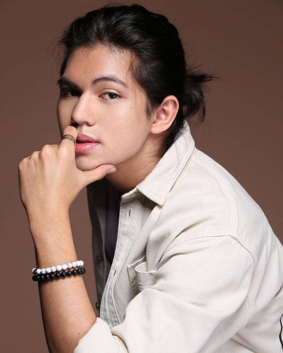 Agoye Mahendra (instagram.com/agoyemahendra)