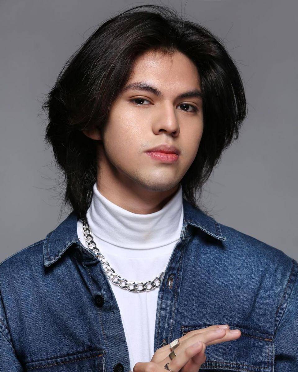 Agoye Mahendra (instagram.com/agoyemahendra)