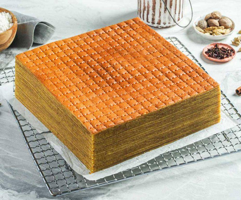 Lapis legit (bolumeranti.co.id)