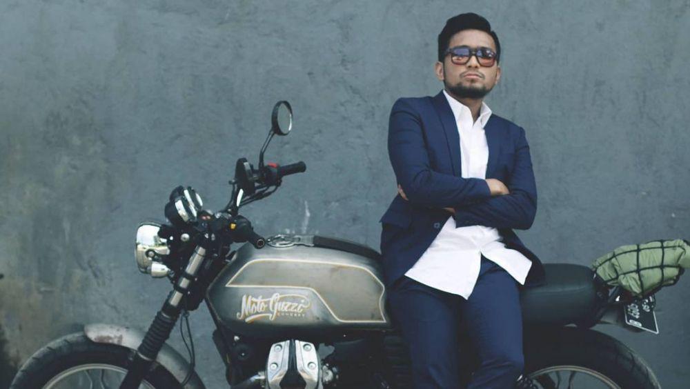 Ayah Tiga Anak, 10 Potret Kece Imam Darto bak Masih Bujangan