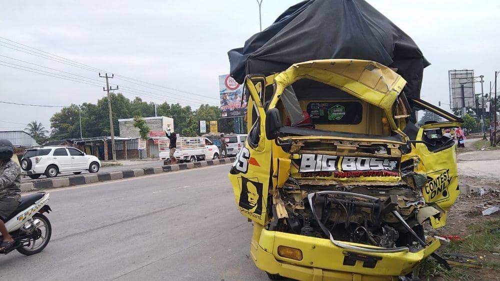 Kecelakaan Beruntun 3 Truk di Bandar Lampung, Sopir Sempat Terjepit
