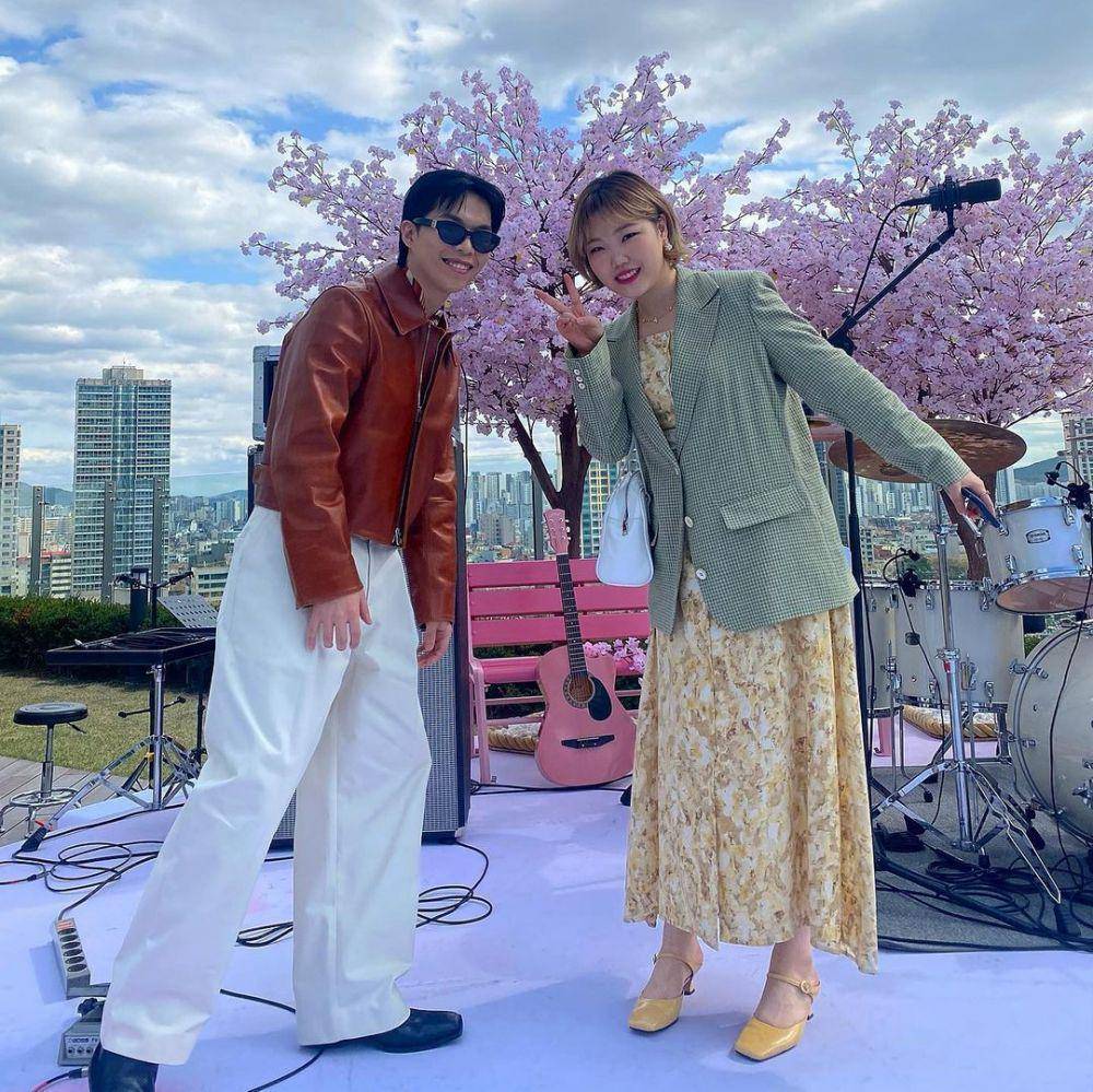AKMU (instagram.com/akmuchanhk)