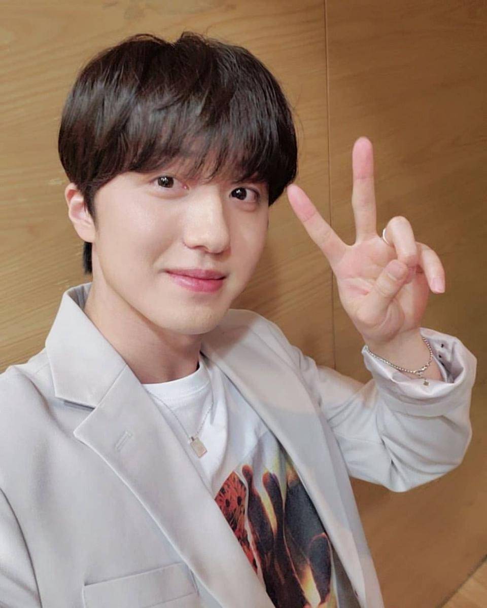 Chani SF9 (instagram.com/sf9official)