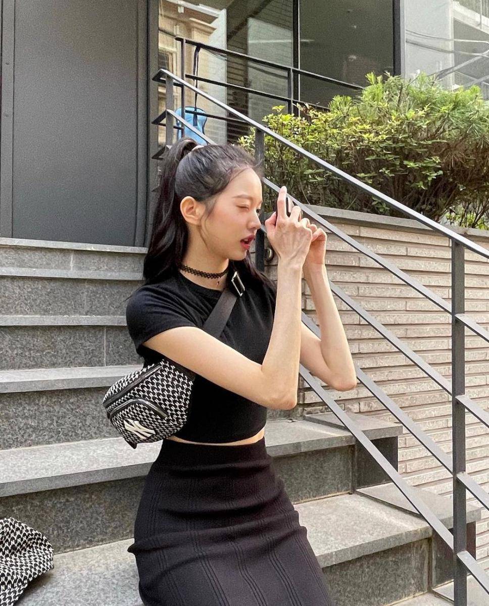 Jang Wonyoung (instagram.com/for_everyoung10)
