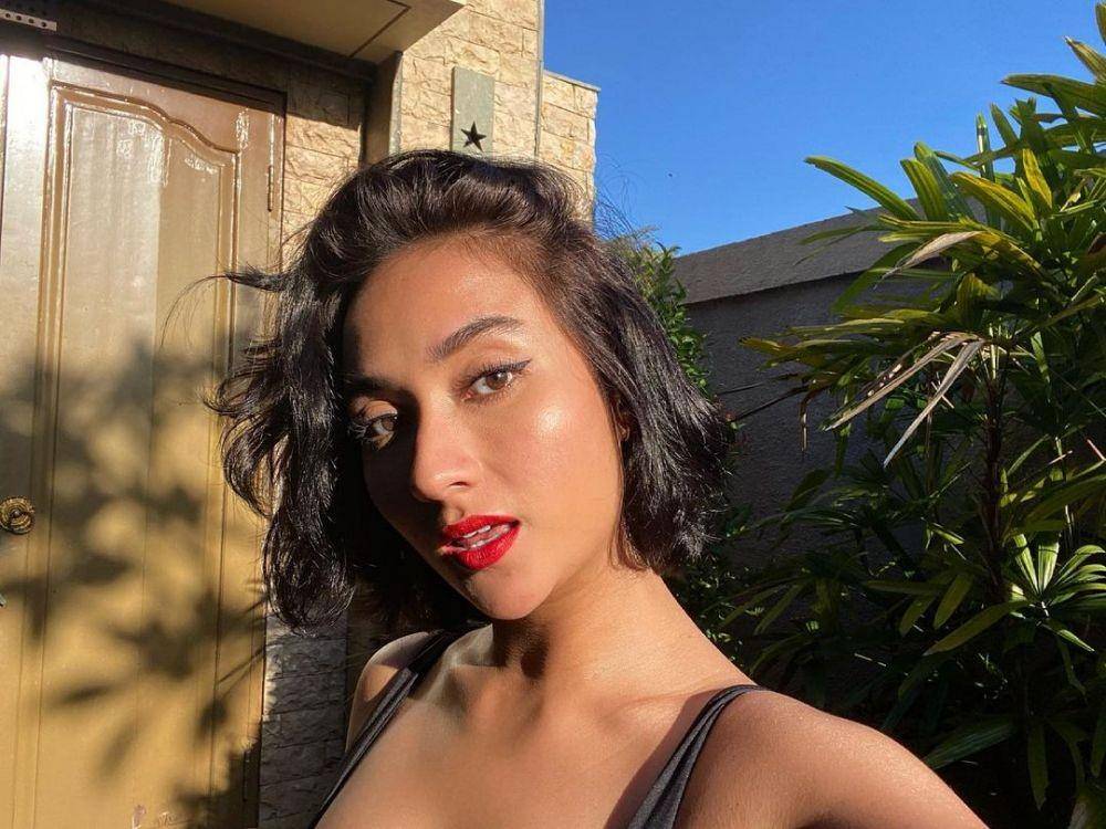 naomimantansule Naomi Zaskia (instagram.com/naonomno)