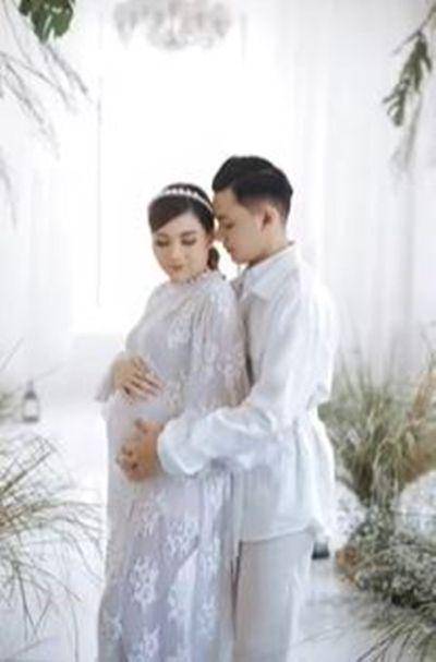 maternity Nella Kharisma (Instagram.com/faralljibrill)