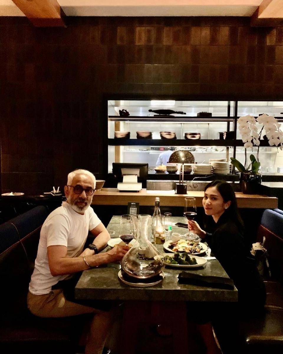 Bunga Zainal dan Sukhdev Singh (instagram.com/sukhdev21apr)