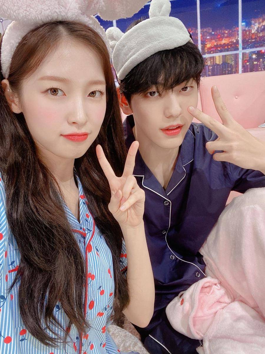 Arin Oh My Girl dan Soobin TXT (twitter.com/KBSMusicBank)