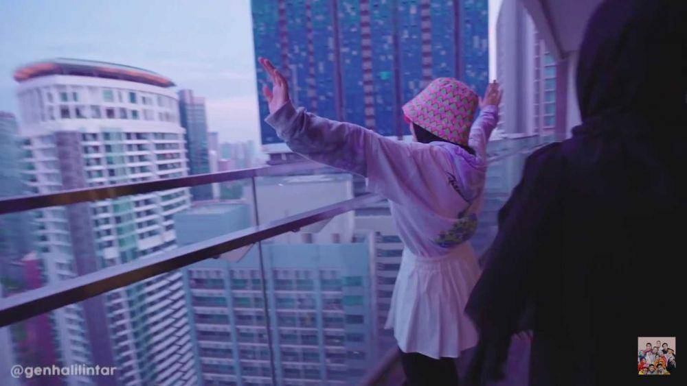 isi kamar Gen Halilintar (YouTube.com/GenHalilintar)