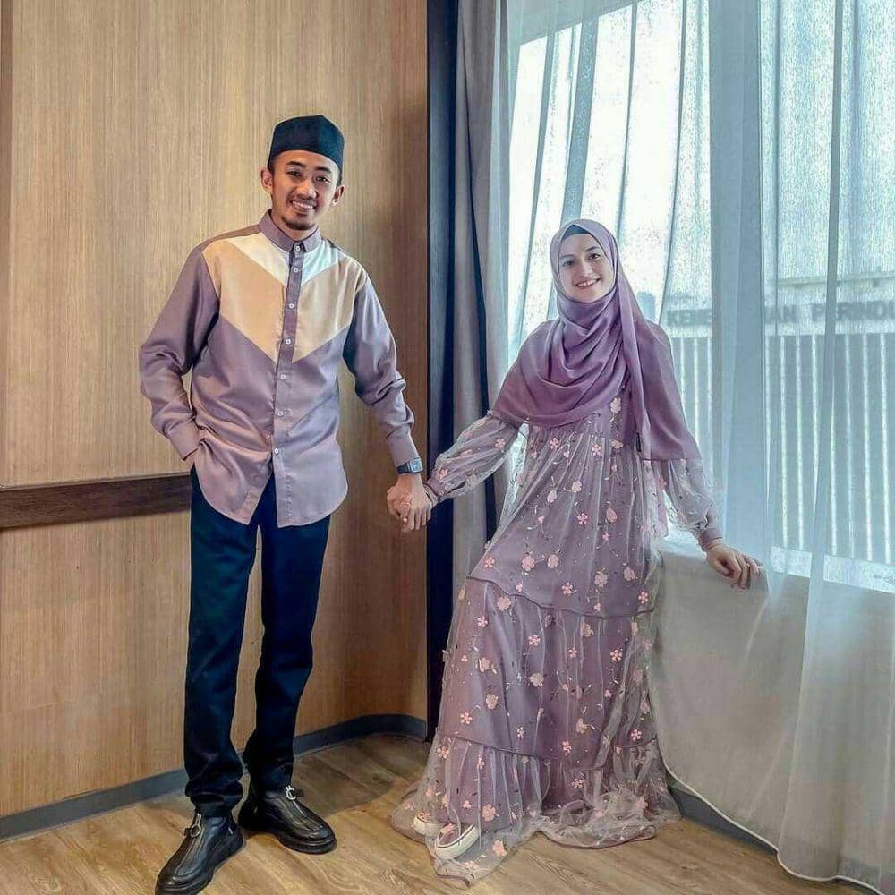 ustaz Syam dan Jihan (instagram.com/syam_elmarusy)