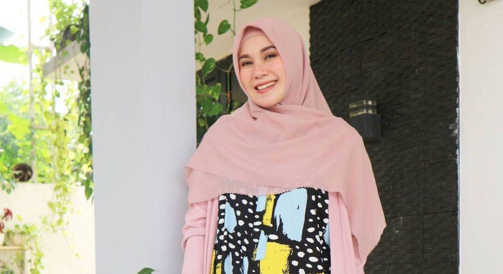 Makin Menawan, 10 Potret Awet Muda Puput Melati di Usia 38 Tahun