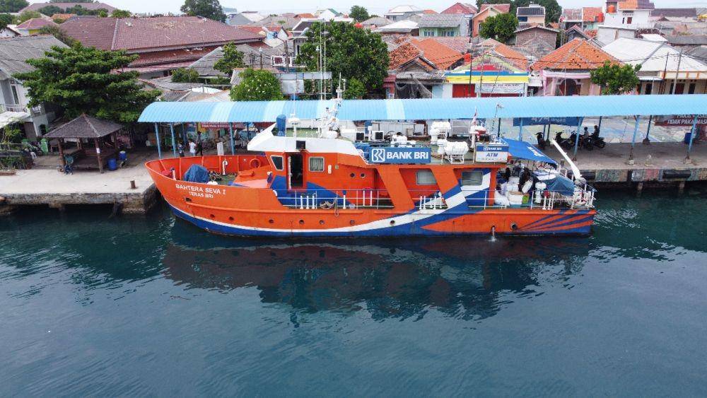 BRI mengerahkan teras-teras Kapal BRI Bahtera Seva sebagai sarana vaksinasi di berbagai kepulauan Indonesia. (Dok. BRI)