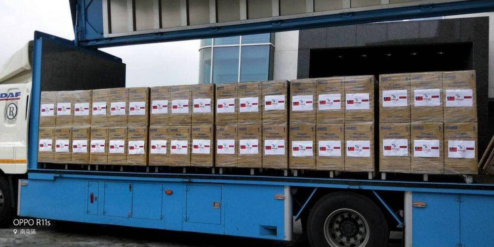 Mesin penghasil oksigen yang disumbangkan oleh Taiwan untuk Indonesia. (dok. TETO)