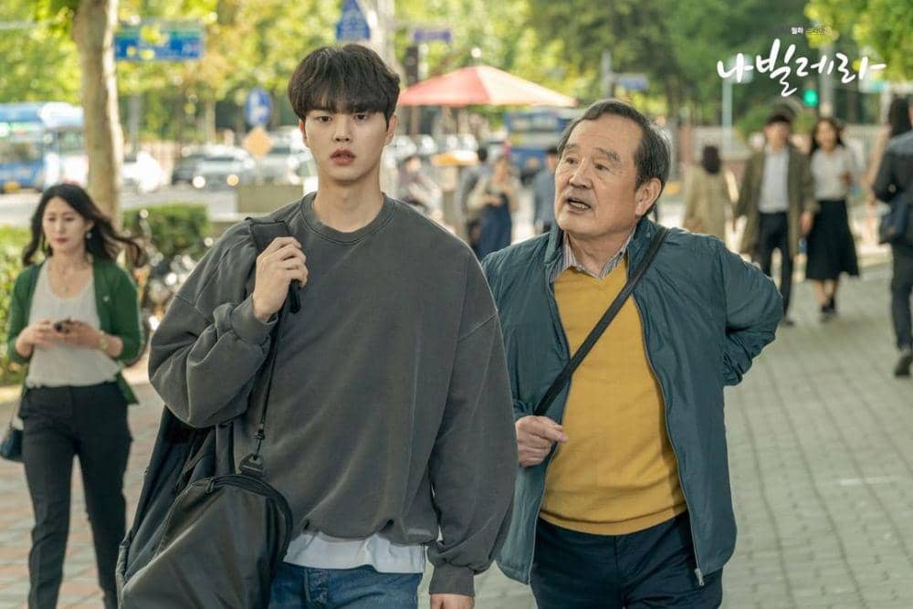 Park In Hwan dan Song Kang di Navillera. (instagram.com/tvndrama.official)
