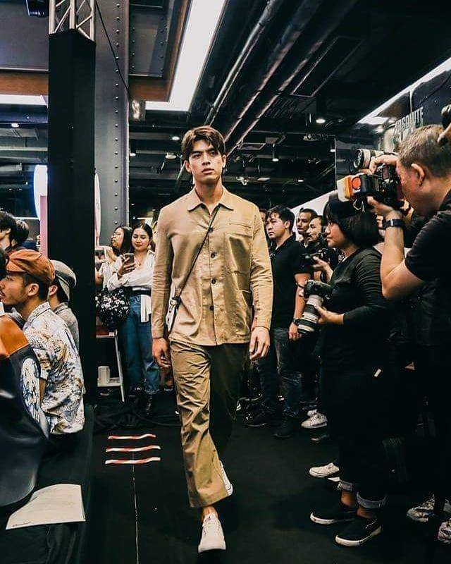 Joss Wayar (https://www.instagram.com/josswayar/)