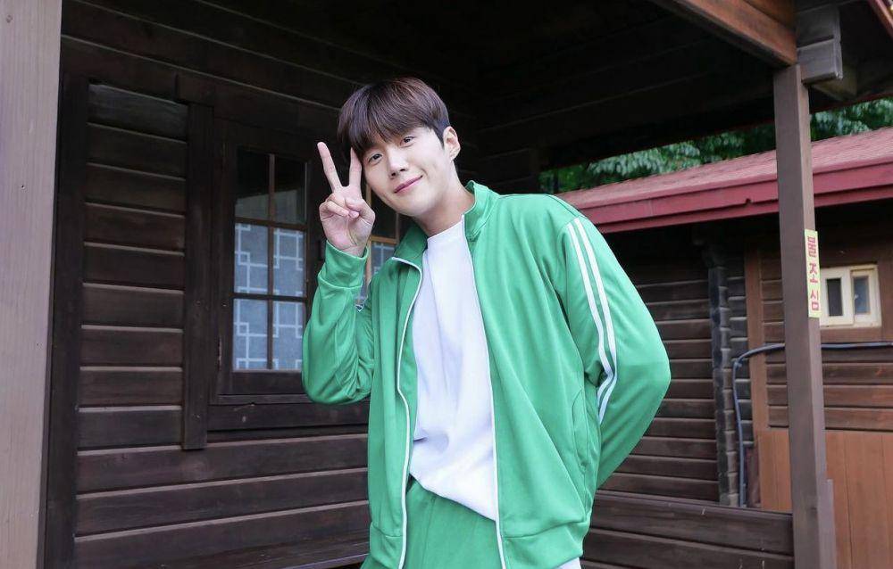 Kim Seon Ho (instagram.com/kimseonho_staff.diary)