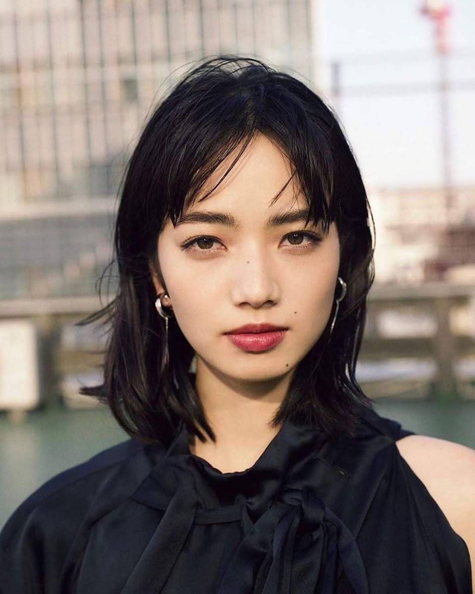Nana Komatsu (instagram.com/__komatsu7)