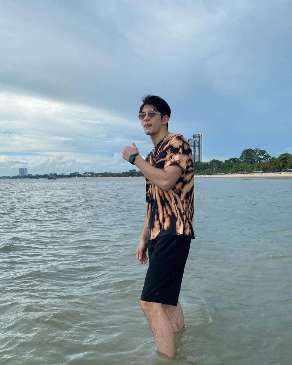 Luke Plowden (instagram.com/lukevoyage)