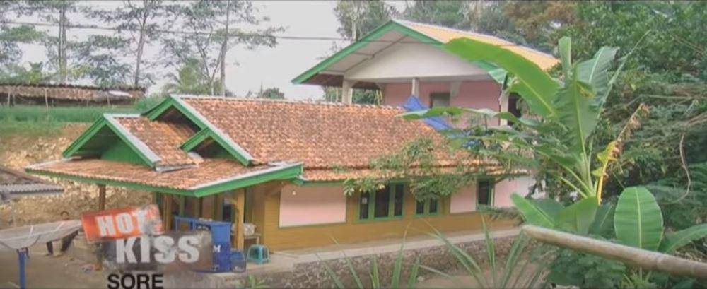 rumah Lesti Kejora di kampung (dok. youtube.com/Indosiar)