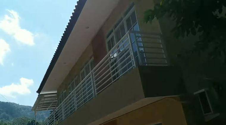 rumah Lesti Kejora di kampung (dok. youtube.com/Ajib Ankara)
