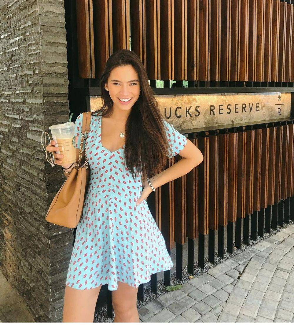 Karen Nijsen (instagram.com/karennijsen)