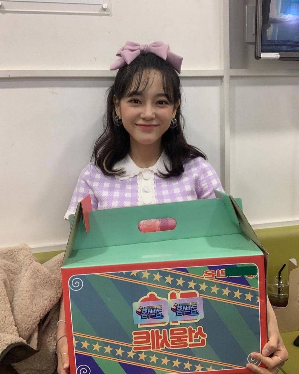Kim Sejeong (instagram.com/clean_0828)