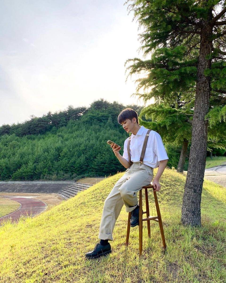 Mark NCT (instagram.com/onyourm__ark)