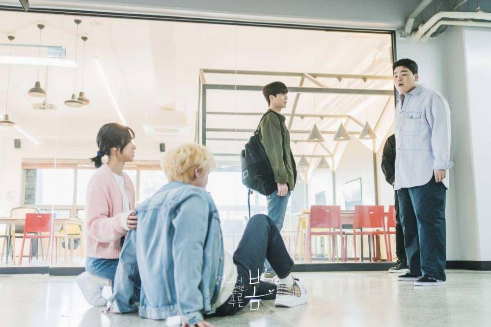 cuplikan drama Korea At a Distance, Spring is Green (dok. KBS)