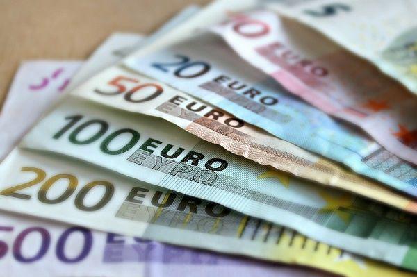 Euro: Pengertian, Sejarah, Karakteristik dan Negara Penggunanya