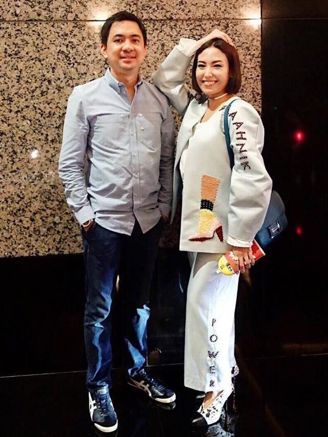 Ayu Dewi dan Regi Datau (instagram.com/mrsayudewi)