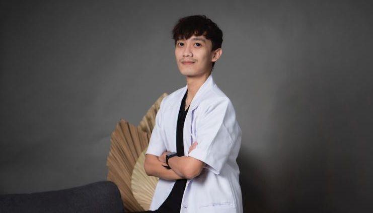 Dokter Riyo Bantu Pasien Isolasi Mandiri lewat Konsultasi Gratis